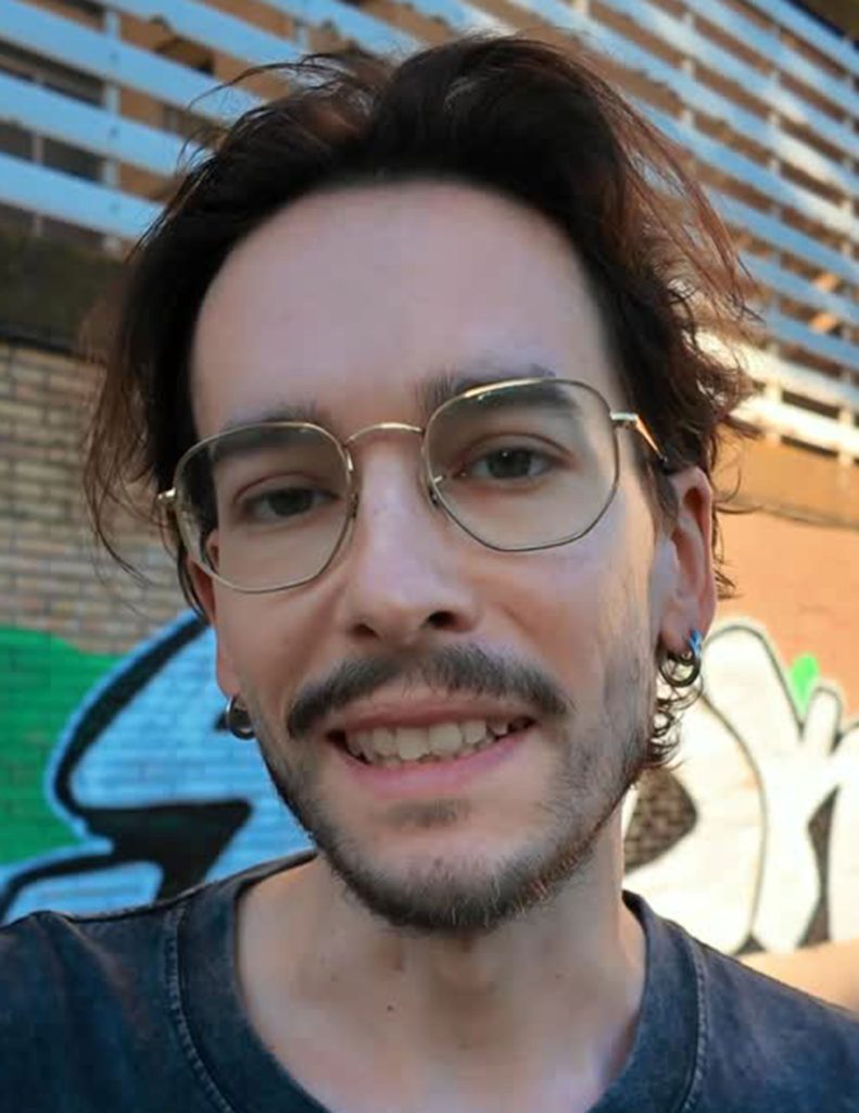 Beloved Spanish food vlogger Juan José “Juanjo” Menéndez Recio has died aged 28 after battling colon cancer, just a week after marrying his partner in an emotional hospital ceremony.