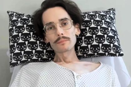 Beloved Spanish food vlogger Juan José “Juanjo” Menéndez Recio has died aged 28 after battling colon cancer, just a week after marrying his partner in an emotional hospital ceremony.