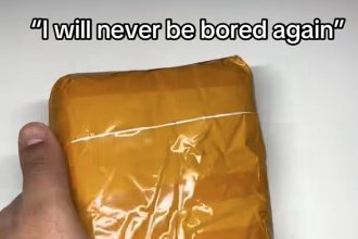 A viral ad showing a Game Boy “wrapped like a kilo” of cocaine has left viewers in stitches - with fans joking they thought it was drugs before the big gaming reveal.