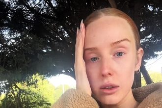 Graduate Lucy Younger finally received her Goldsmiths University degree certificate after three years and a viral TikTok calling her course a scam, prompting an official apology.