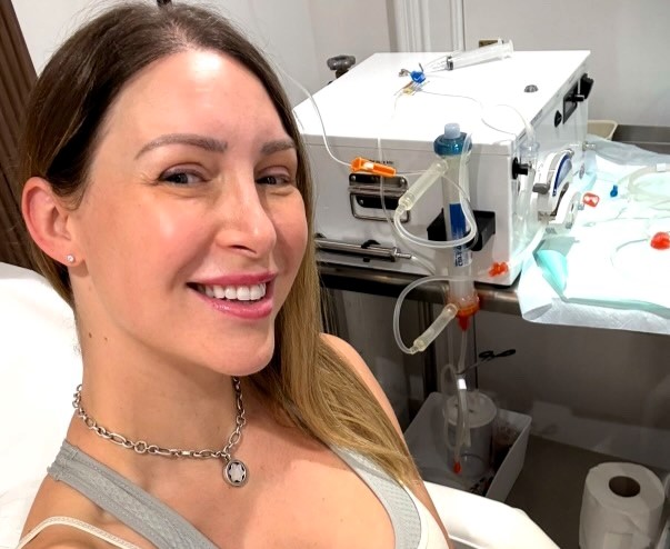 Tracy Kiss says a £1,995 EBOO blood filtration left her feeling reborn - claiming the treatment boosts energy, removes toxins, and improves overall health and wellness.