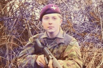 Medals belonging to Falklands War hero Baz Grayling, who earned the Military Medal for bravery at Goose Green aged 19, have sold for £65,000 to a British collector.