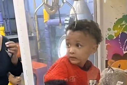 A four year old boy from Brazil shocked his parents and diners after climbing into a claw machine at a pizzeria. Luckily, he was rescued safely and walked away smiling.