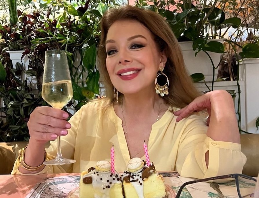 Pablo Escobar’s former lover Virginia Vallejo has revealed new secrets of their five-year affair, saying the drug lord wooed her with “sweet and cheesy words” and grand gestures.