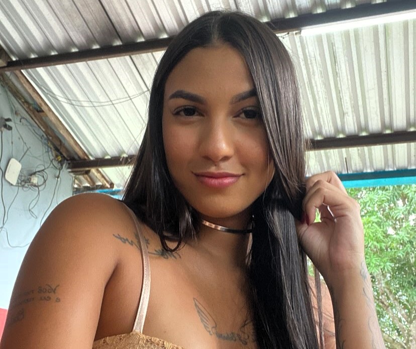 Young mum gunned down in front of her autistic son in Brazil - killers fired 20 bullets into her head before fleeing - police launch probe into shocking home invasion.