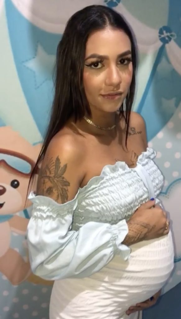 Young mum gunned down in front of her autistic son in Brazil - killers fired 20 bullets into her head before fleeing - police launch probe into shocking home invasion.