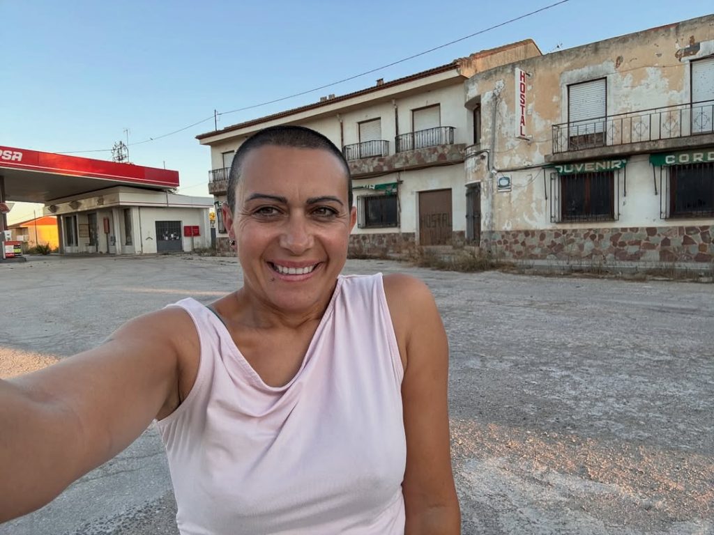 Beloved Spanish influencer Oti Cabadas, known as Coco Trucker Girl, has died aged 41 after a stroke. The trailblazing lorry driver inspired women to join the trucking world.