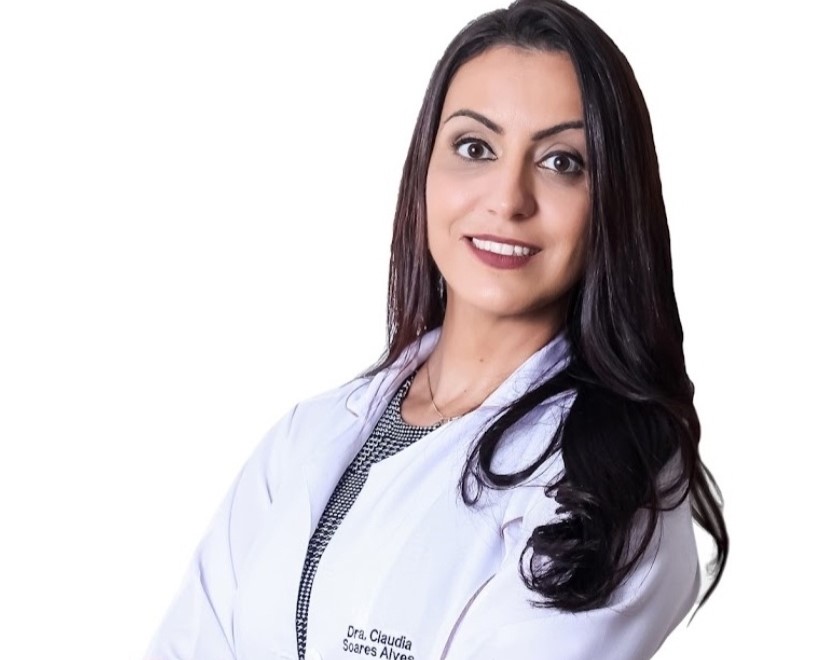 A Brazilian neurologist was arrested for allegedly masterminding the murder of a pharmacist to gain custody of her daughter after years of obsession, false reports, and kidnapping attempts.