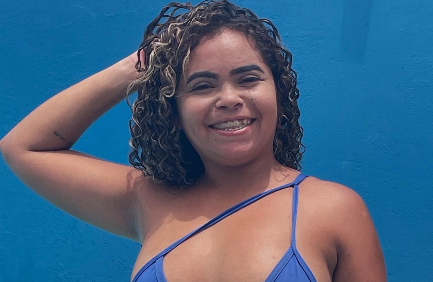 Influencer Yasmim Feitosa died after suspected methanol poisoning from homemade whisky at her 26th birthday party while her boyfriend and a guest remain critically ill as investigations continue.