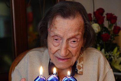 Spain’s oldest woman Angelina Torres Vallbona has died at 112 after a life spanning major historic events crediting her daily lemon water drink for longevity and leaving a legacy across generations.