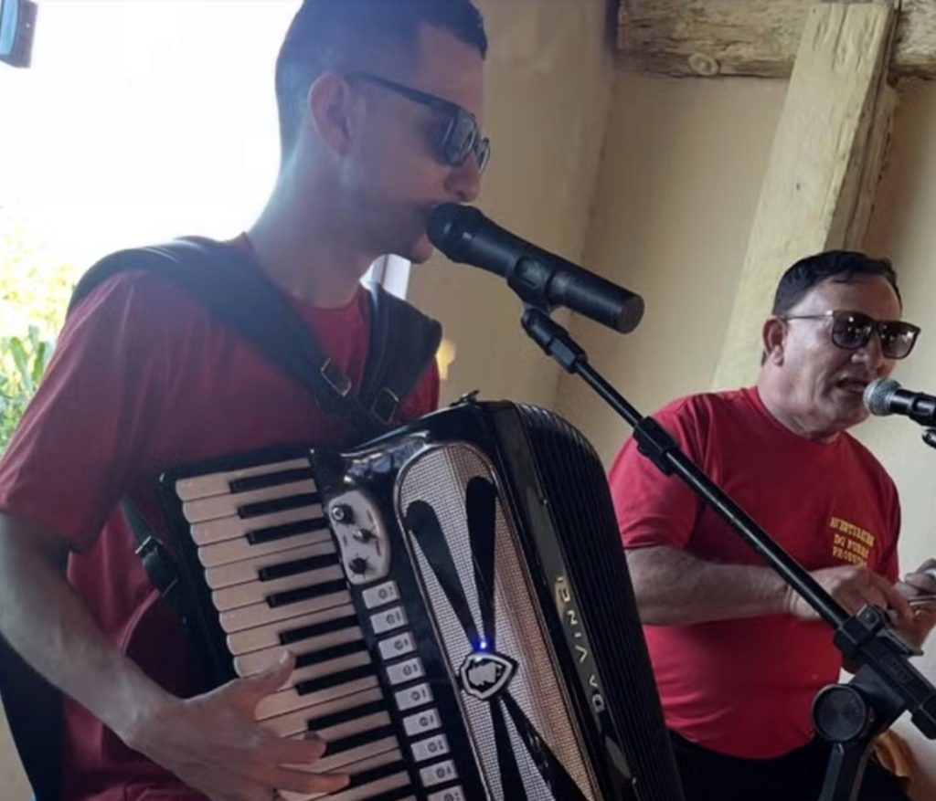 Singer and his father killed in a motorbike crash hours before his wedding as a hit and run driver flees leaving a community grieving the heartbreaking loss in Brazil.