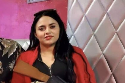 A feared Gulf Cartel hitwoman known as La Chucky was killed in a shootout with police in Mexico - five people died as officers seized guns, vests and ammunition.