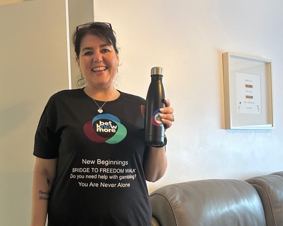 Lisa Walker warns of rising online gambling addiction as she shares her journey from losing everything to rebuilding her life while urging others to seek help this Christmas season.