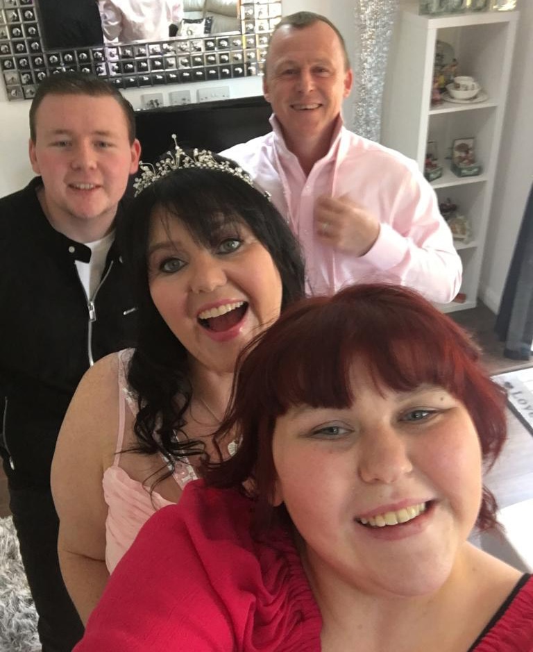 Lisa Walker warns of rising online gambling addiction as she shares her journey from losing everything to rebuilding her life while urging others to seek help this Christmas season.