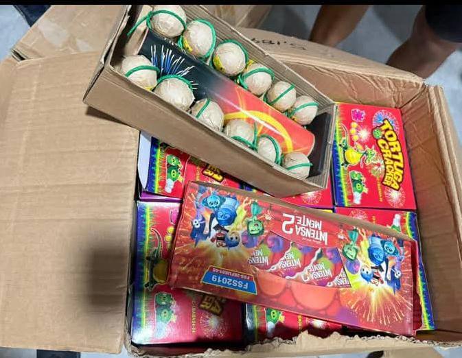 Santa-clad undercover cops in Peru busted illegal fireworks and drug gangs in Christmas crackdowns, seizing 75,000 fireworks, cocaine, and arresting multiple suspects across Iquitos operations.