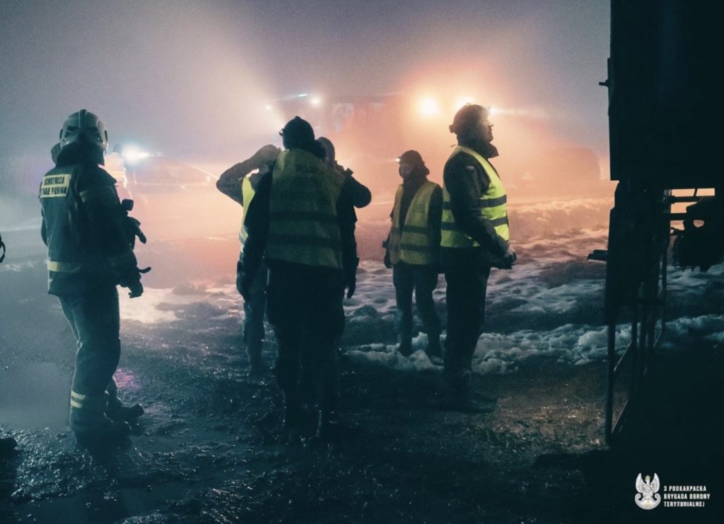 Two entrepreneur brothers killed in helicopter crash in dense fog after their R44 went down near Cierpisz Poland leaving the community shocked as experts investigate weather and aircraft issues.