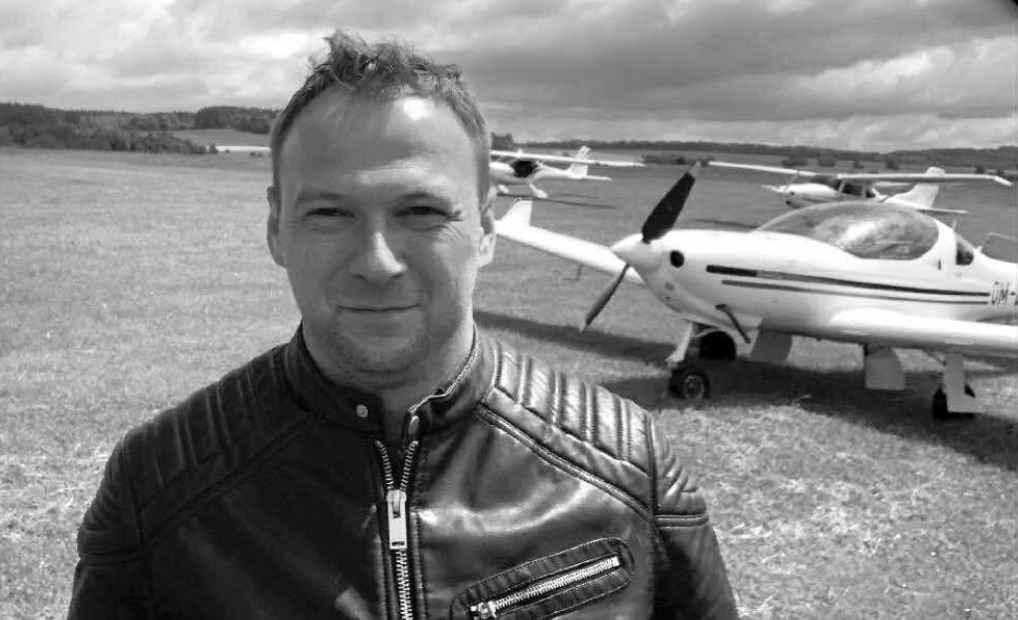 Two entrepreneur brothers killed in helicopter crash in dense fog after their R44 went down near Cierpisz Poland leaving the community shocked as experts investigate weather and aircraft issues.