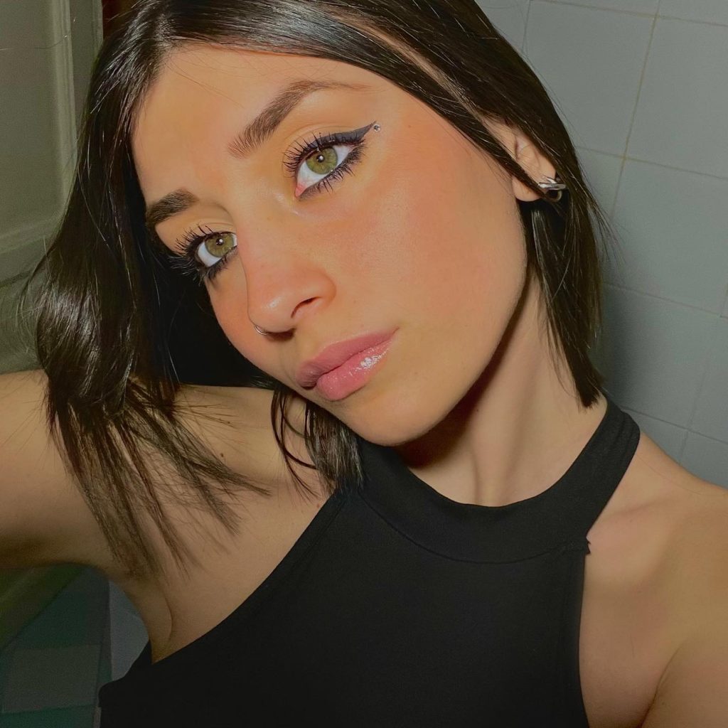 Footballer left heartbroken after girlfriend is killed by an illegal Porsche street race in Italy, praising her final act of saving lives through organ donation.