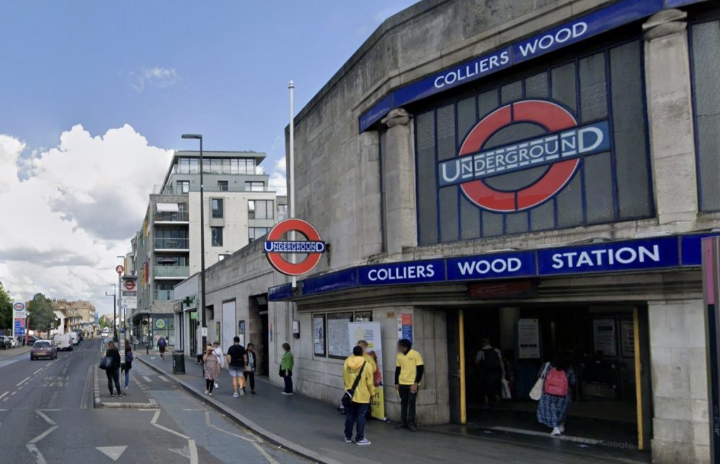 Knife fight erupts on Tube platform in south London as passengers watch in horror youth kicks injured man while police arrest suspect and investigate violent clash at station.