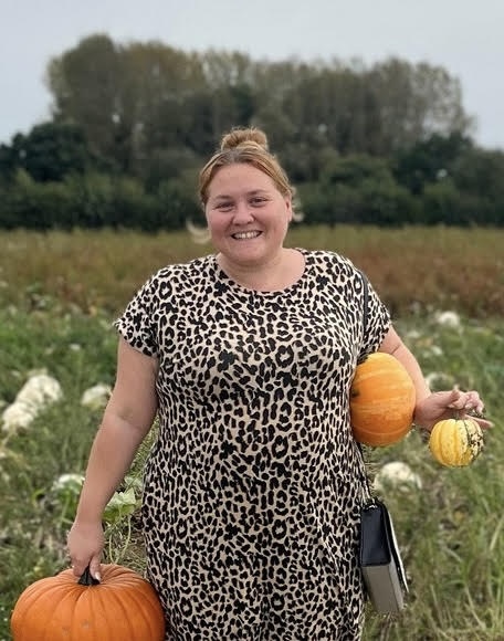 Mum on weight loss jabs plans dessert free Christmas dinner even for kids saving hundreds on festive treats to spend on nails and hair after losing nearly ten stone.