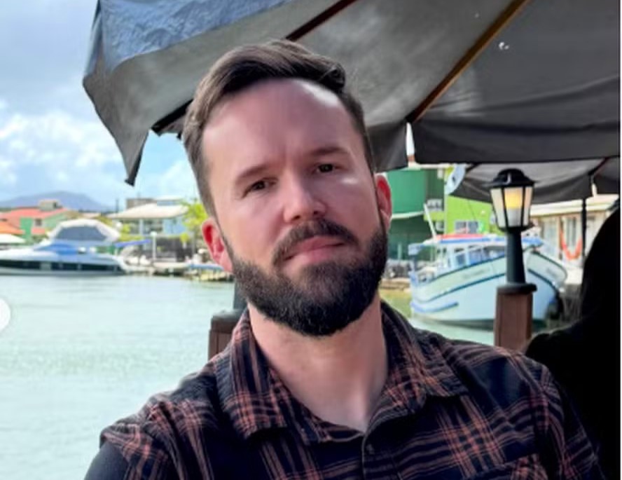 Brazilian chef influencer Robson Maldonado Malinoski stabbed to death in his flat by ex-partner hours after posting dessert recipe to his 115,000 social media followers.