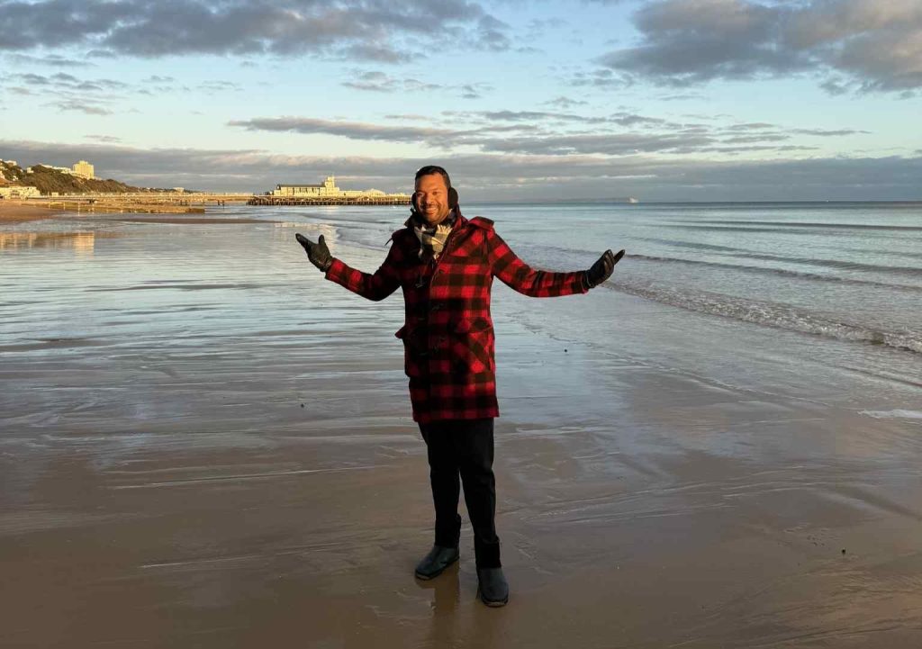 Beach walker stumped after finding what appears to be a half-buried parachute in sand at Bournemouth beach. James Lees couldn't pull it out and feared someone was attached beneath.