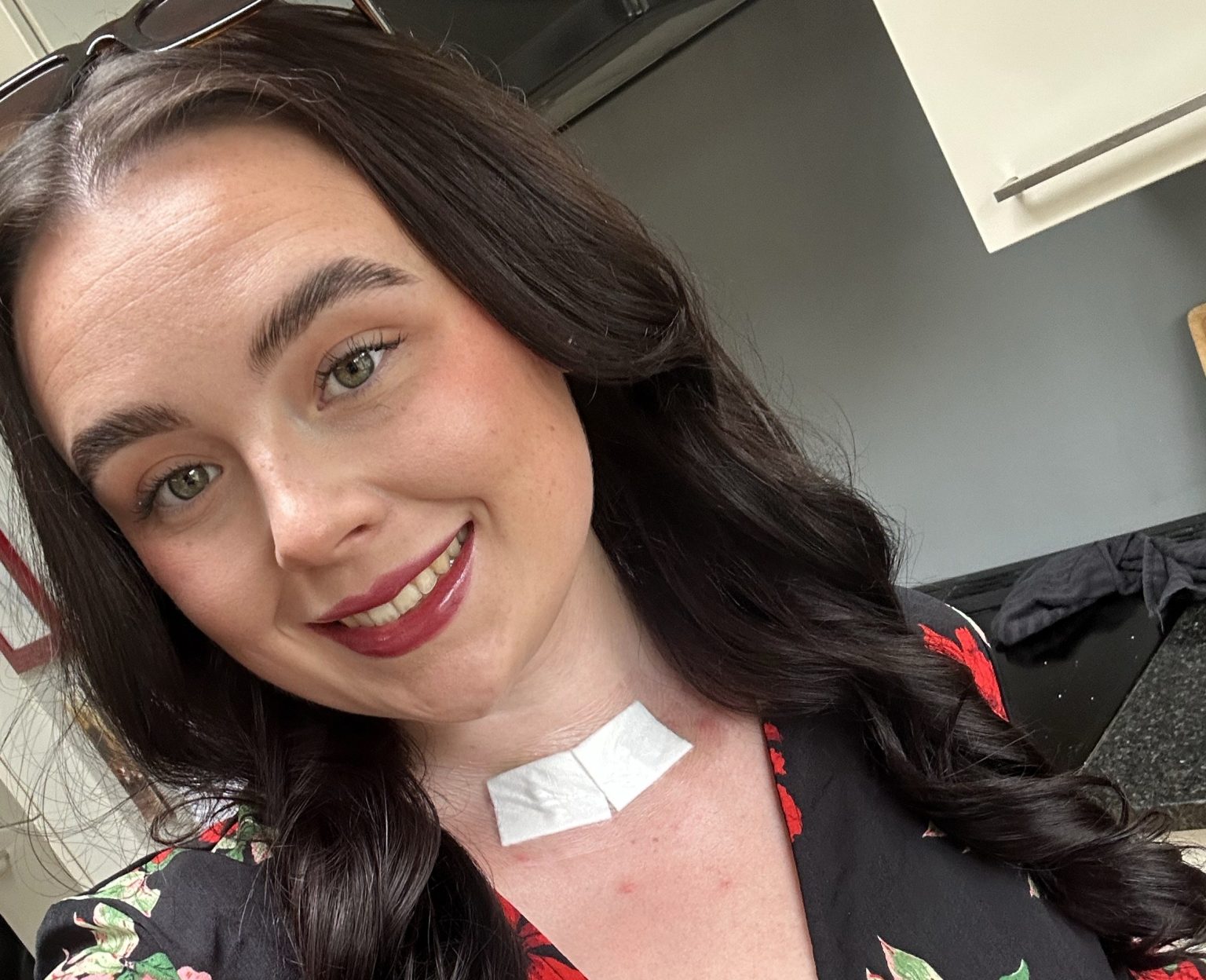 Woman reveals ordeal after being fobbed off by doctors who said her excruciating pain was normal. Hannah Sheridan's life is now on the line after thyroid cancer diagnosis.