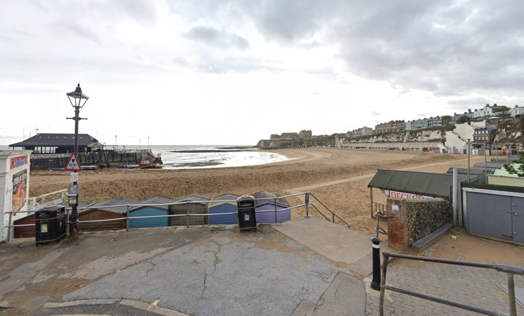Soggy doggy plucked to safety after getting marooned on rocks as tide came in near Broadstairs, Kent. RNLI lifeboat crew rescued the Malinois Alsatian cross with minutes to spare.