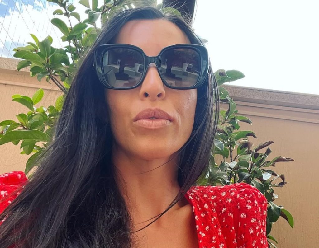 Popular DJ B Jones reveals devastating lymphatic cancer diagnosis from hospital bed. The 42-year-old Spanish star vows to beat it and keep making music for fans.