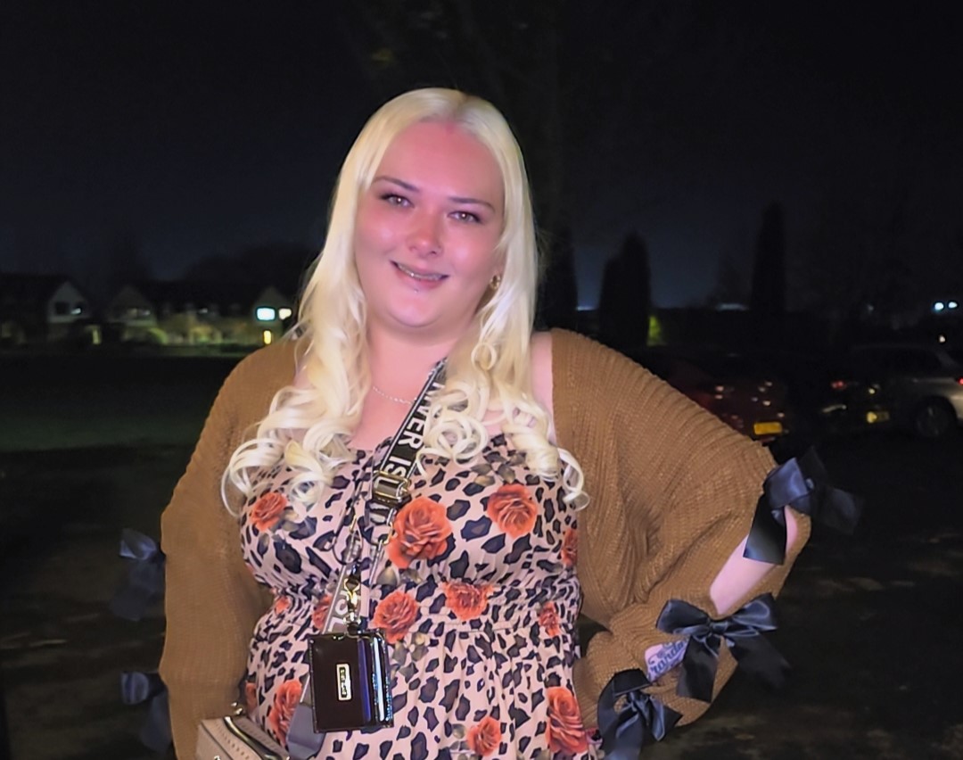 Mum repeatedly misdiagnosed with IBS and UTI before discovering she actually had stage four bowel cancer. Andrea Morton lost six stone in three months before diagnosis.