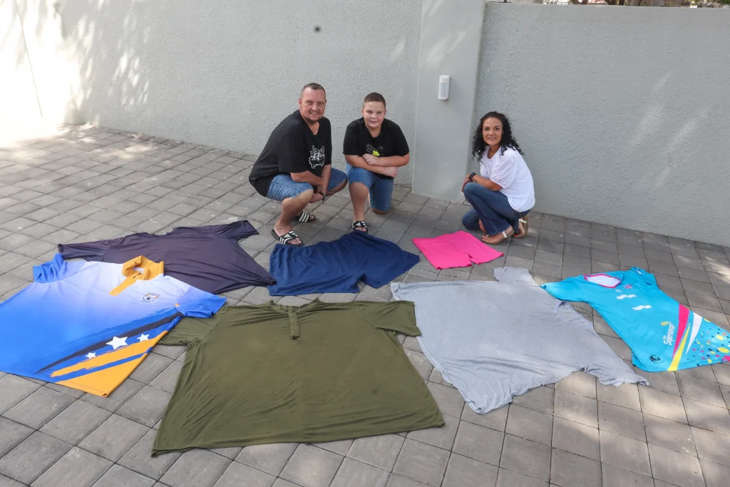 Couple gorging on 12L coke daily warned they'd die before 40. Dawid, 39, and Rose-Mari lost 40 stone together in South Africa transforming lives and their son's health too.