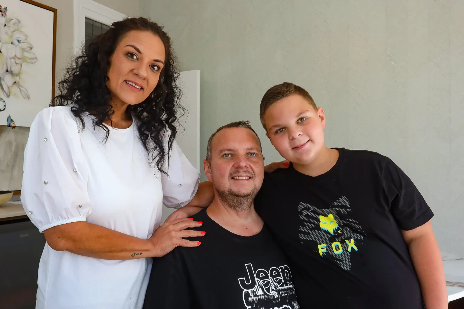 Couple gorging on 12L coke daily warned they'd die before 40. Dawid, 39, and Rose-Mari lost 40 stone together in South Africa transforming lives and their son's health too.