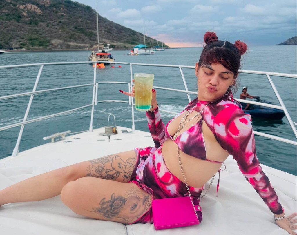 Influencer Marie Bachitas with 750k followers was attacked on livestream in a Mexican park over her ex-boyfriend's £2,130 debt she says isn't hers.