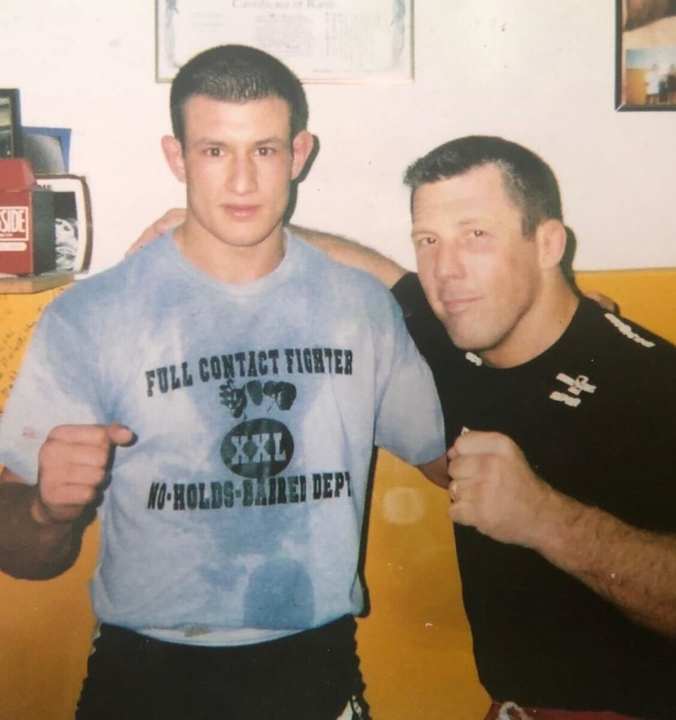 Cage-fighter Lee Murray has spent 19 years rotting in a Moroccan jail for the £53m Tonbridge heist - now his family are begging the UK government to bring him home before it's too late.