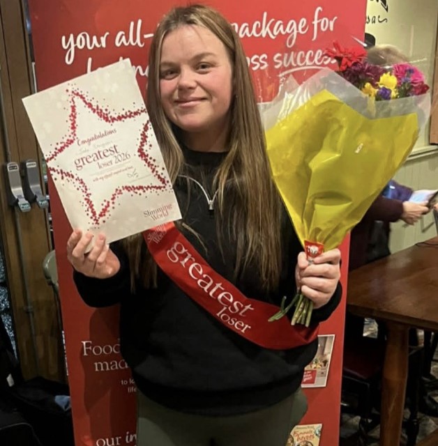 A mum-of-two lost seven stone in just one year after a single family photo left her in tears - and she did it all without weight loss jabs by joining Slimming World.