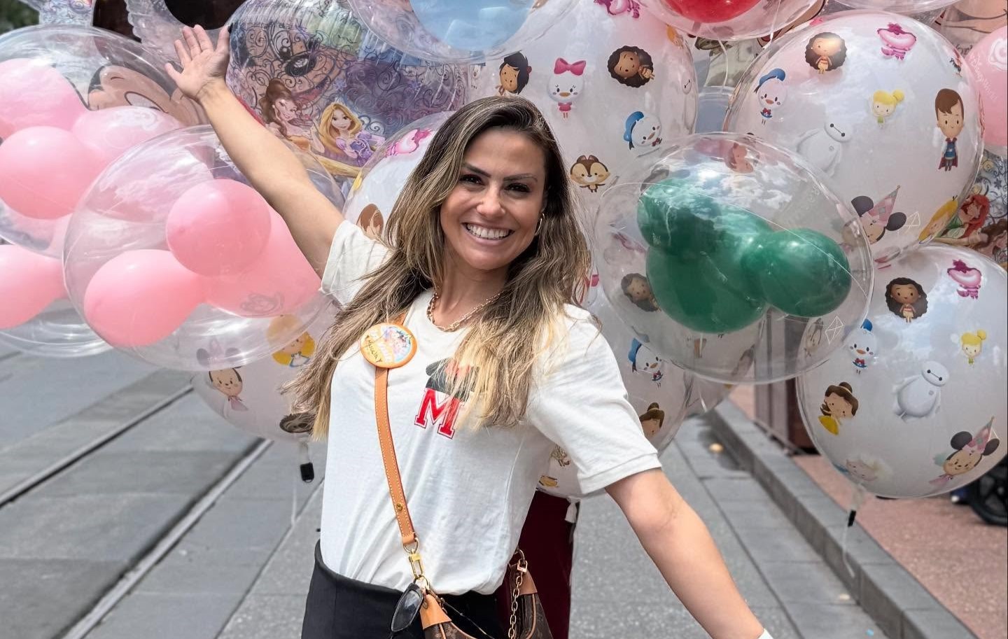 Cancer influencer Marcela França Brito dies aged 43 from cervical cancer. Brazilian mum had 56,600 Instagram followers and fulfilled Disney dream before passing.