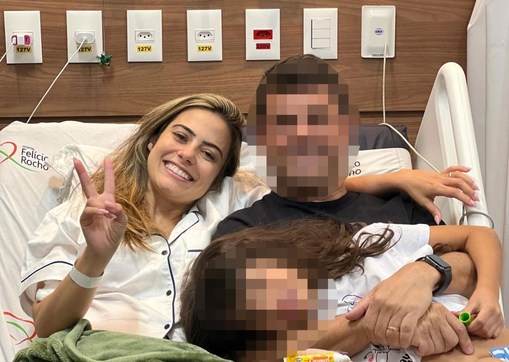 Cancer influencer Marcela França Brito dies aged 43 from cervical cancer. Brazilian mum had 56,600 Instagram followers and fulfilled Disney dream before passing.