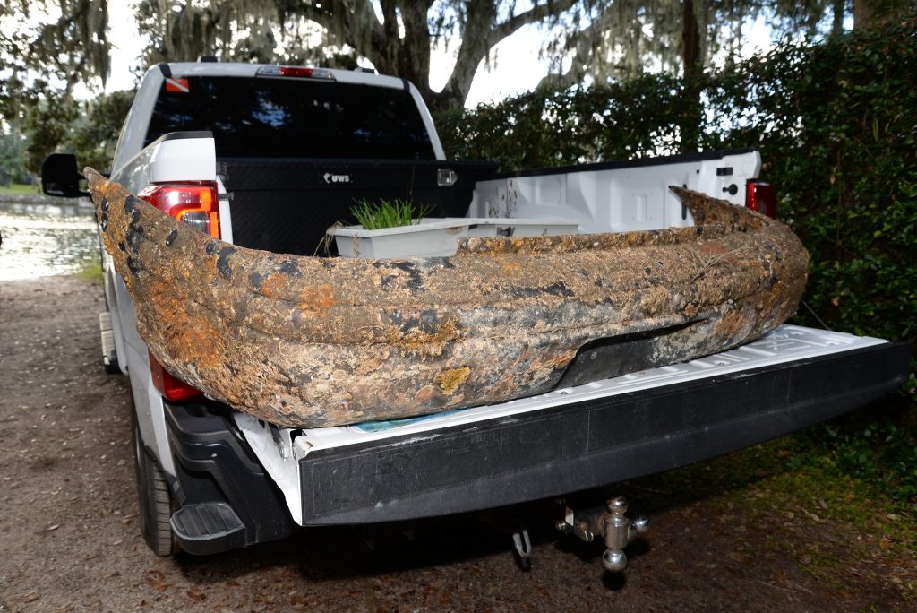 Remains of mum Mary Lou Combs found inside submerged car more than 20 years after she vanished in Florida - she disappeared in 2003 after leaving her home and three children.