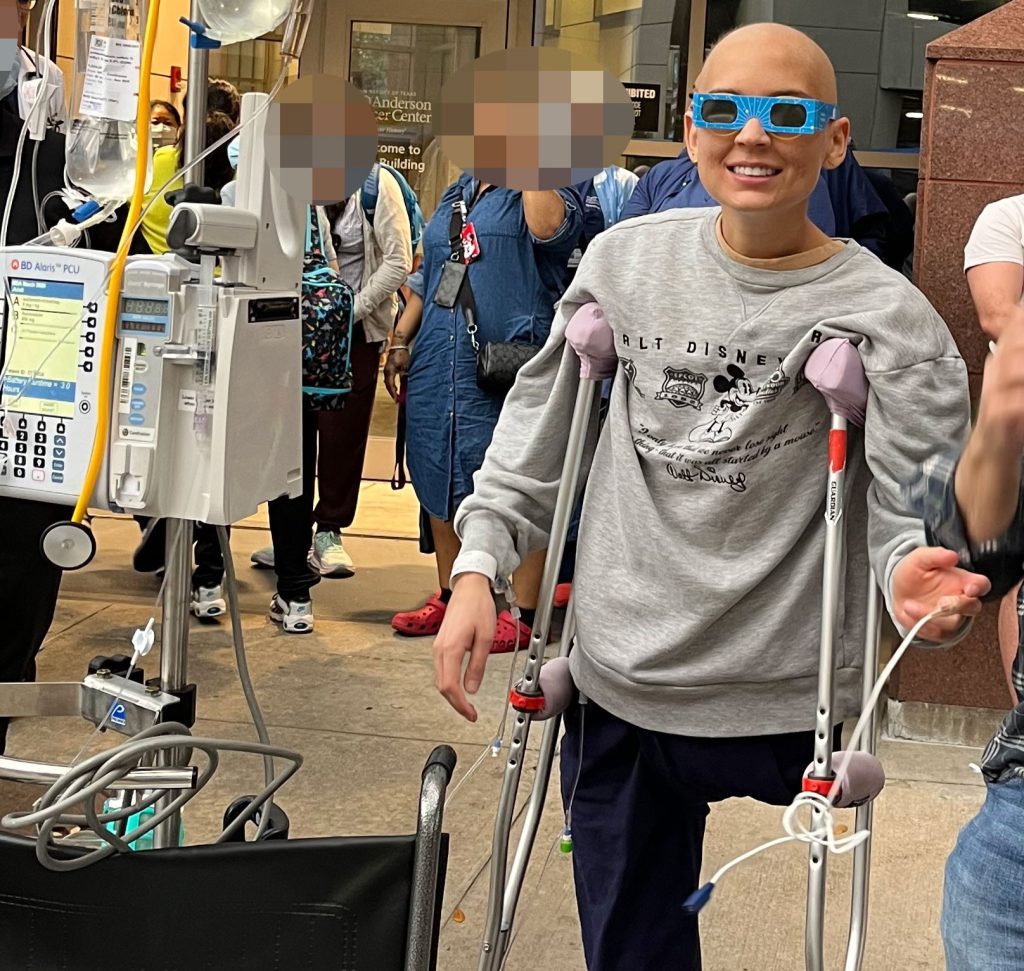 Woman, 30, told to stretch leg for pain ends up needing rarest amputation in world after bone cancer diagnosis. Courtney Echerd had leg and part of pelvis removed.