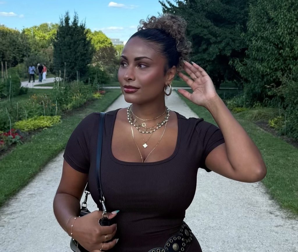 Woman, 26, has 38J breasts reduced to 38D after years of unwanted male attention and agonising back pain. Paris woman says surgery gave her confidence and made her feel reborn.