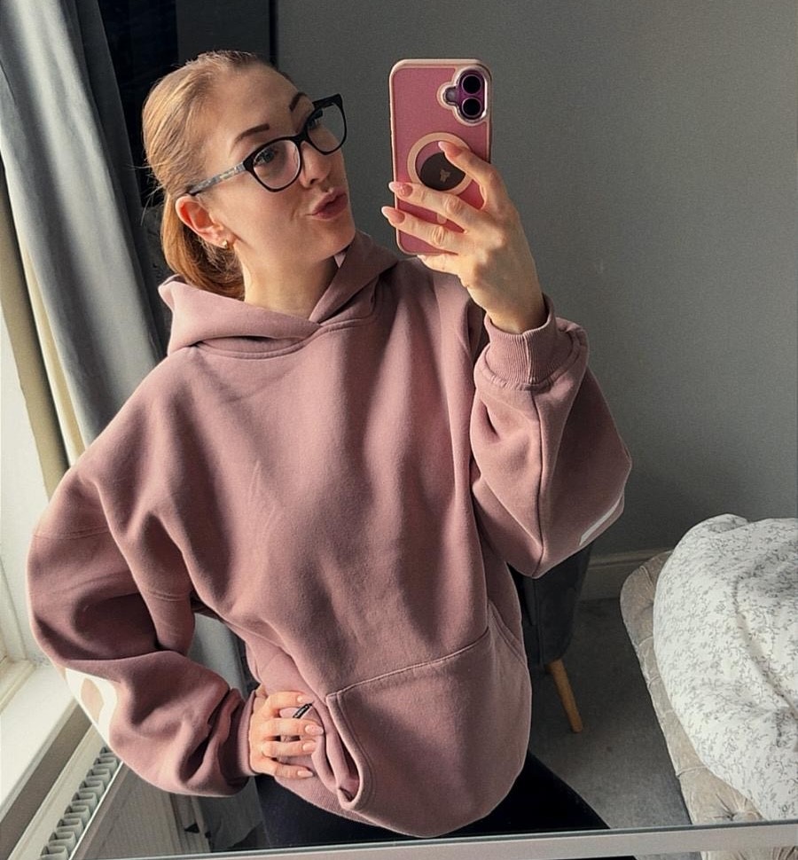 GP receptionist drops 7 stone swapping £200 monthly takeaway habit for Mounjaro jabs. From size 24 to 10, the cost-neutral transformation has been completely life-changing.