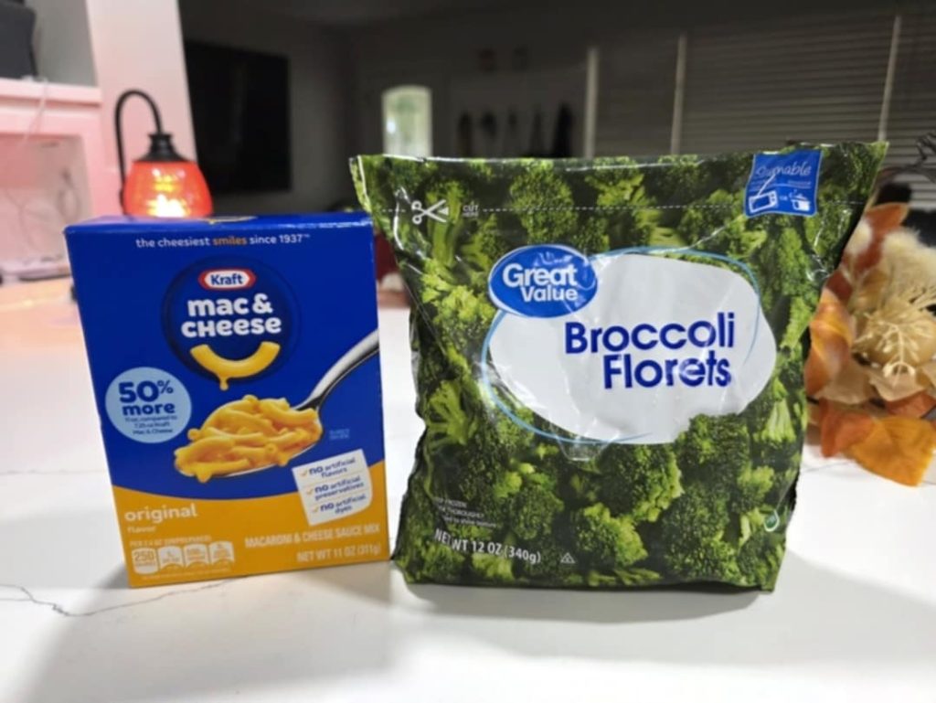 Doomsday prepper Rowan MacKenzie urges Americans to pull cash from banks, pack go bags and secure documents as the US-Iran war escalates into its 11th day of conflict.