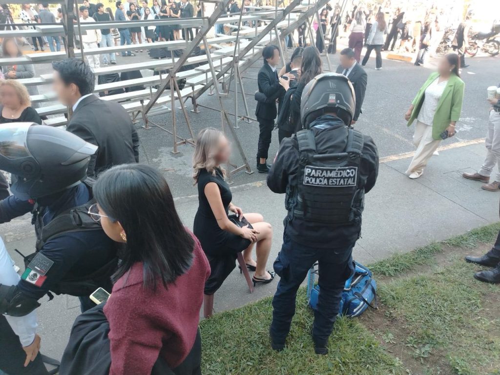Eighteen students injured after graduation stand collapses at Mexican university - the second platform to fail during a photoshoot in the country in less than a week.