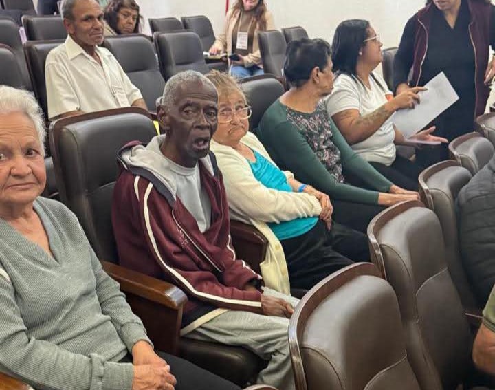 A 118-year-old Brazilian ex-farmer could be the world's oldest living person - he takes no medication and has never fallen ill during decades in his care home.