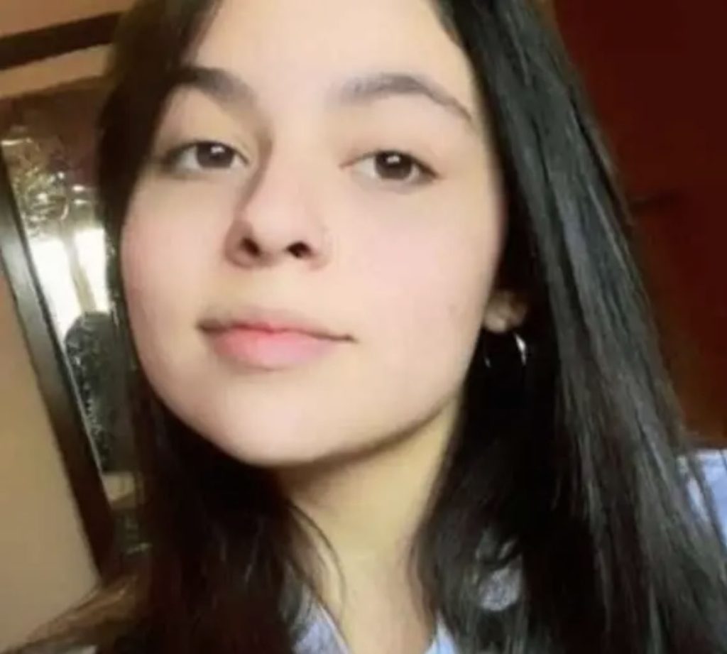 An ex-footballer faces manslaughter probe after a poorly secured sign killed a young woman in Buenos Aires, raising serious safety concerns over a construction project.