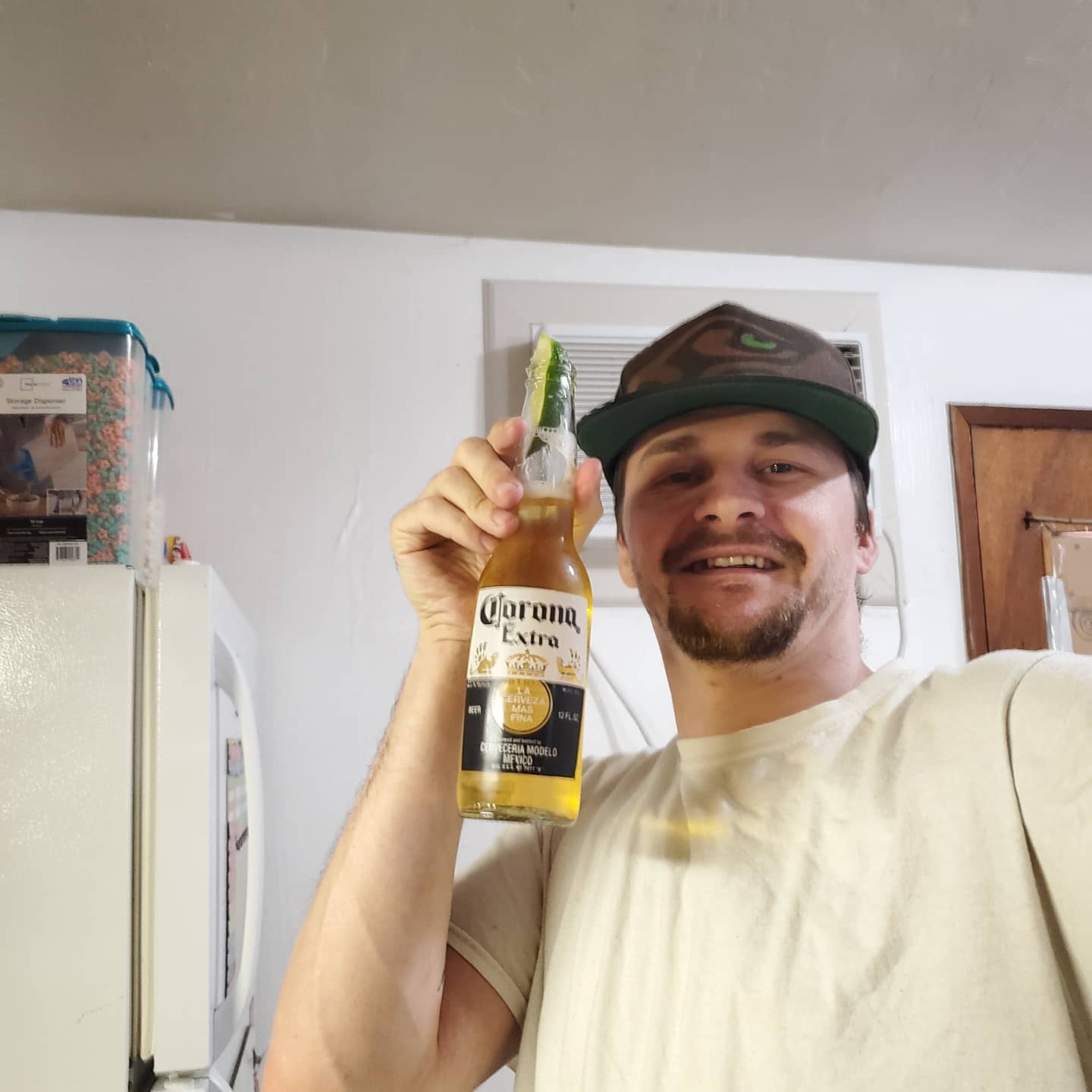 A father-of-three was shot and killed during a snack run while his livestream kept broadcasting - his family discovered the tragedy while watching the empty stream at home.