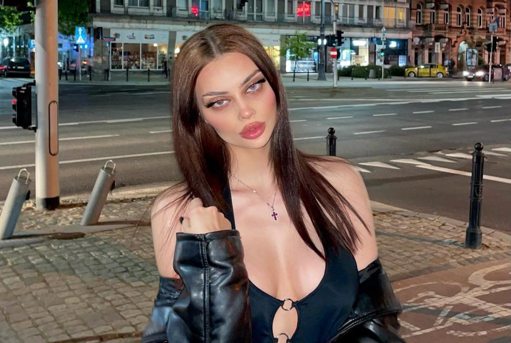 Influencer Masza Graczykowska, 25, found dead in her flat after going silent on social media for over a year - authorities launch investigation as cause of death remains unknown.