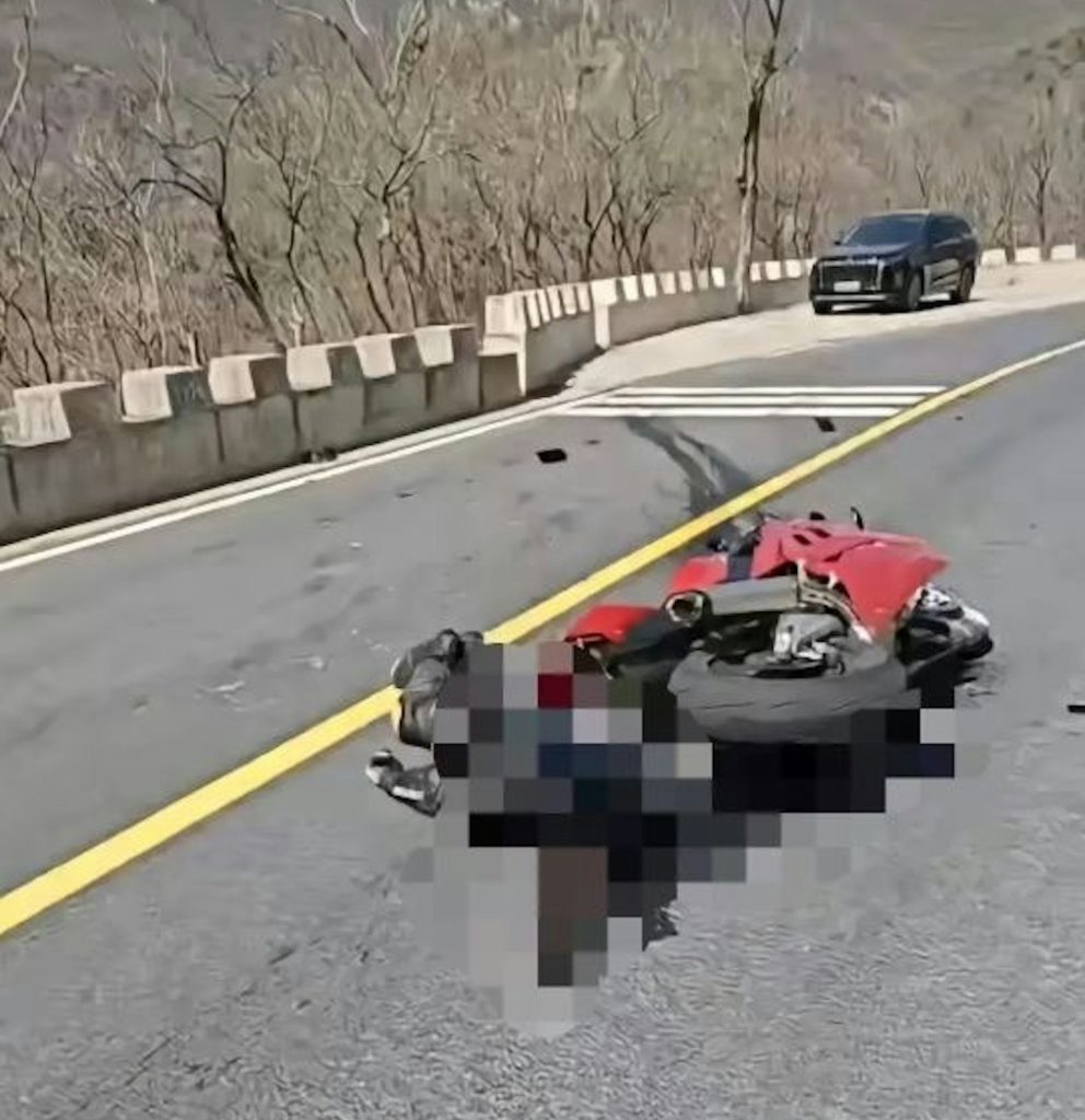 A motorbike influencer dies in a high-speed crash while testing a bike he had flagged for safety concerns, sparking debate, tributes and questions over the vehicle’s reliability