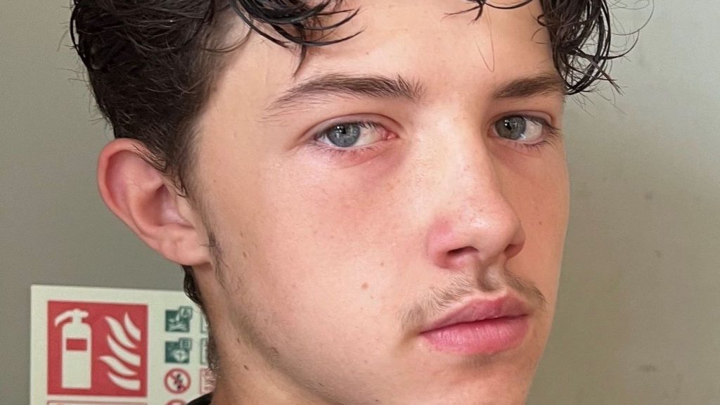 More than £15,000 is raised in days for a teen killed after a car plunged into a river, as tributes pour in and the search continues for the missing driver