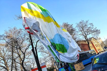 A 28-year-old woman has died after falling from a hot air balloon onto a rooftop in Poland after the balloon struck a block of flats - two others survived with minor injuries.